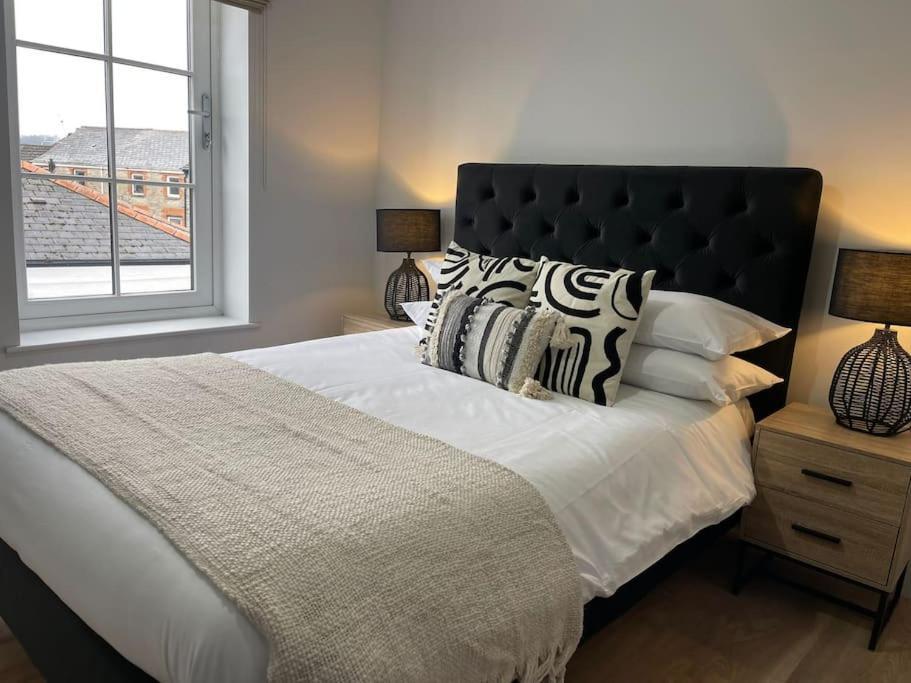 Trendy Apartment In Cardiff Free Parking Exteriör bild
