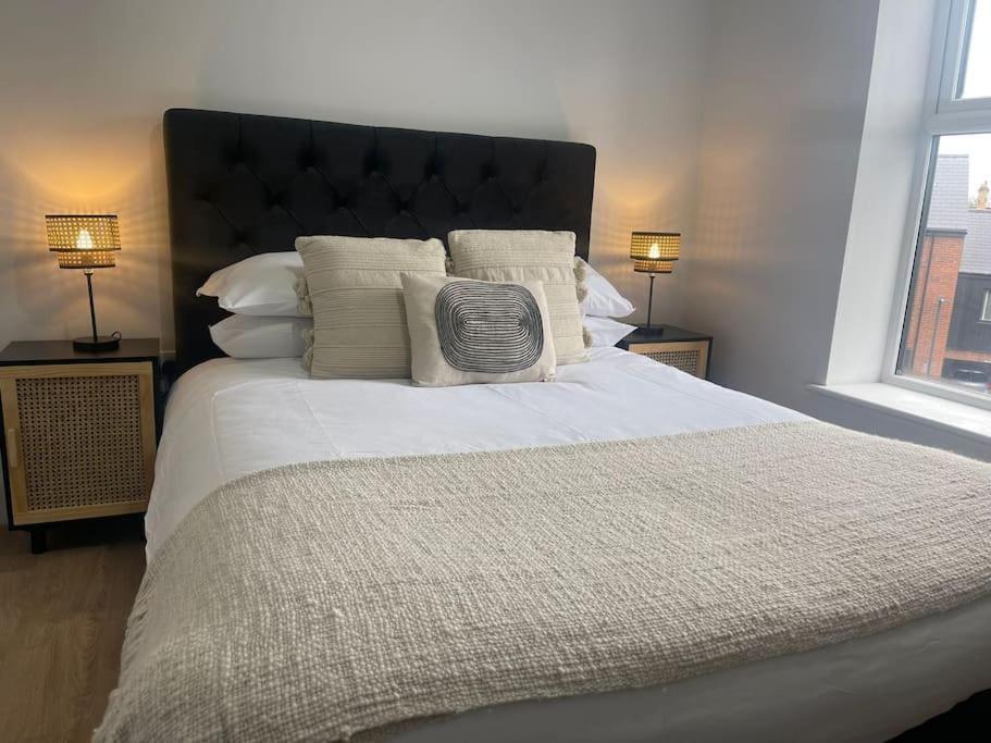 Trendy Apartment In Cardiff Free Parking Exteriör bild